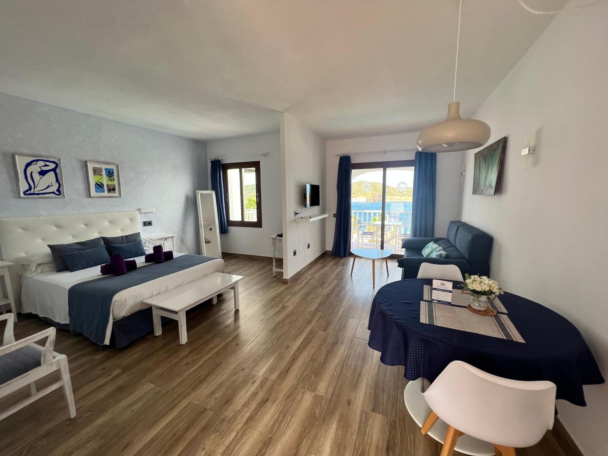 Apartamentos El Bergantin Menorca Club Fornells  Ngoại thất bức ảnh